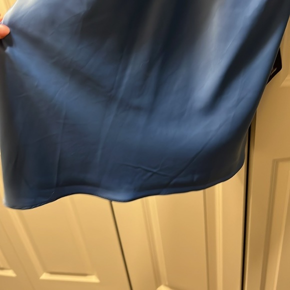 Lulu blue satin halter dress - Picture 4 of 9